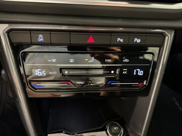 VOLKSWAGEN T-Roc usata, con Volante in pelle