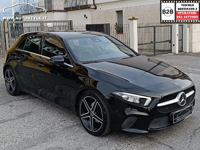 MERCEDES-BENZ A 180 usata, con Park Distance Control