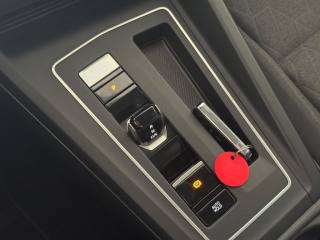 VOLKSWAGEN Golf usata, con Bluetooth