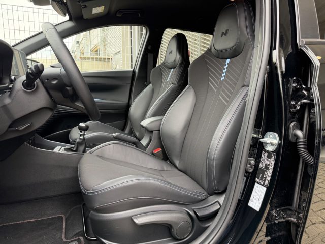 HYUNDAI i20 usata, con Controllo automatico clima