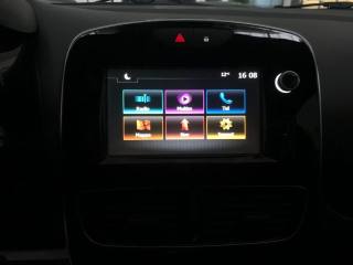 RENAULT Clio usata, con USB