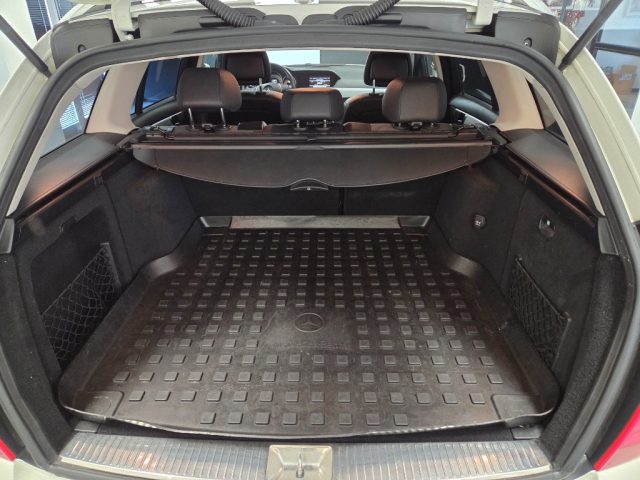 MERCEDES-BENZ C 220 usata, con Regolazione elettrica sedili