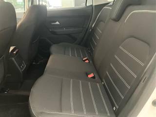 DACIA Duster usata, con Sensori di parcheggio posteriori