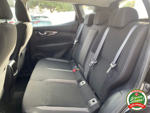 NISSAN Qashqai usata, con Lettore CD