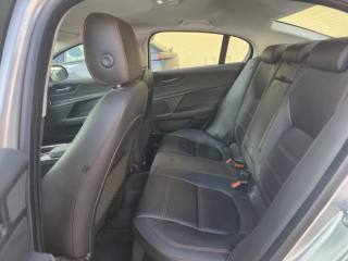 JAGUAR XE usata, con ESP