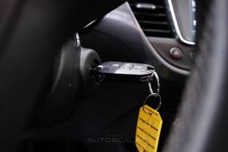 OPEL Crossland usata, con Fari LED