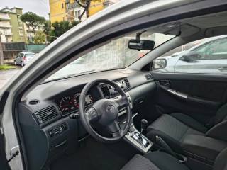 TOYOTA Corolla usata, con Autoradio