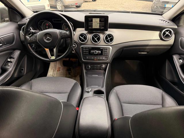 MERCEDES-BENZ GLA 200 usata, con Alzacristalli elettrici