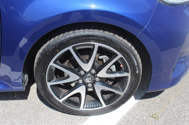 TOYOTA Yaris usata, con Autoradio digitale