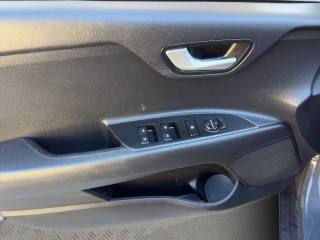 KIA Stonic usata, con Sensori di parcheggio posteriori