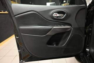 JEEP Cherokee usata 38