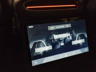 LOTUS Eletre usata, con Sistema di navigazione