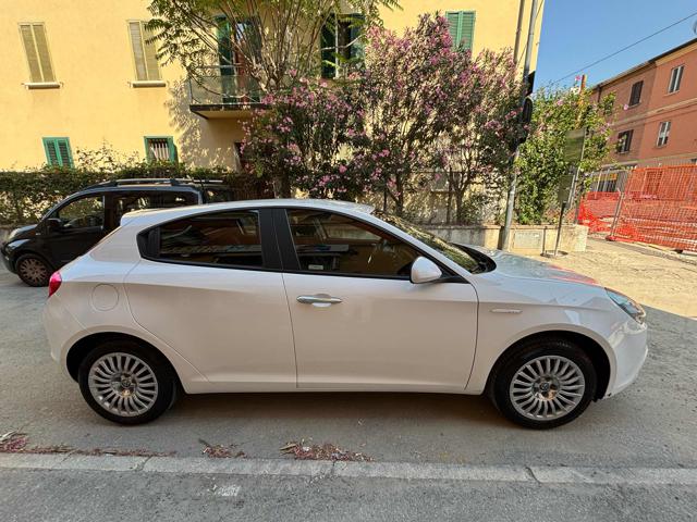 ALFA ROMEO Giulietta usata, con Airbag Passeggero