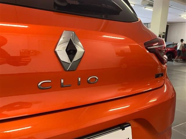 RENAULT Clio usata 25