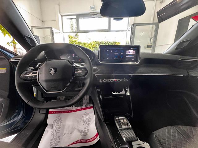 PEUGEOT 2008 usata, con Sistema di navigazione