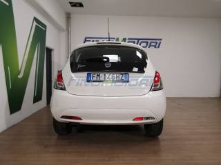 LANCIA Ypsilon usata, con Touch screen