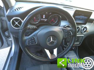 MERCEDES-BENZ GLA 200 usata, con Airbag