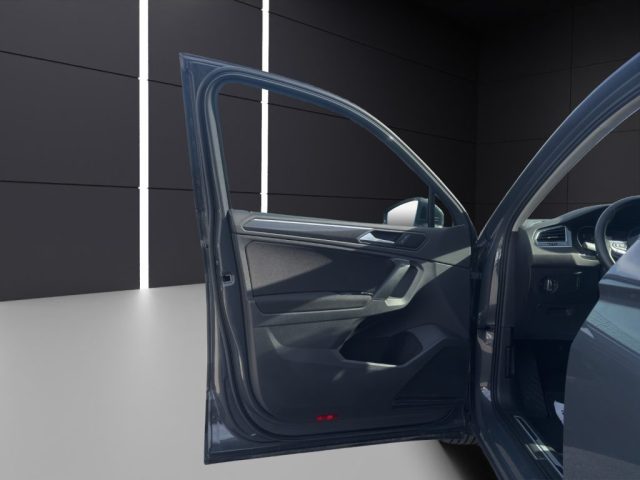 VOLKSWAGEN Tiguan usata, con Cruise Control