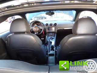 AUDI TT usata, con Hill holder