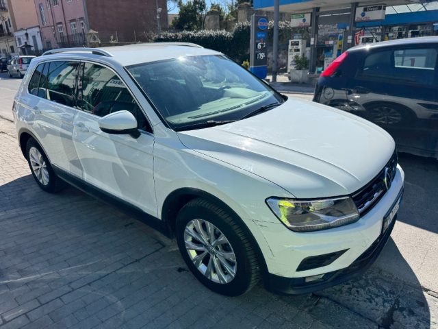 VOLKSWAGEN Tiguan usata, con Airbag laterali
