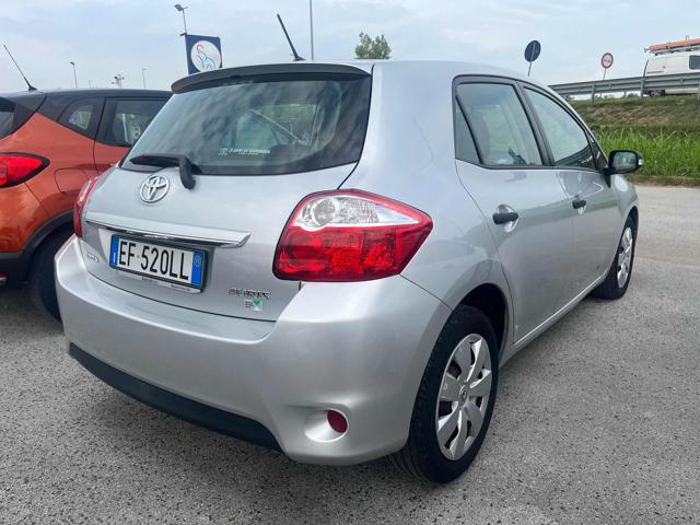 TOYOTA Auris usata, con Airbag Passeggero
