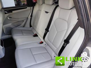 PORSCHE Macan usata, con Autoradio
