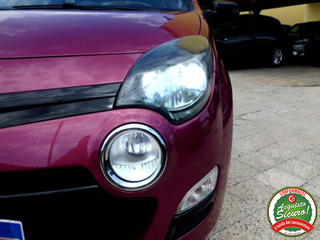 RENAULT Twingo usata 28