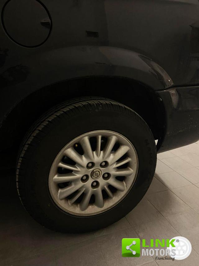 CHRYSLER Grand Voyager usata, con Airbag laterali