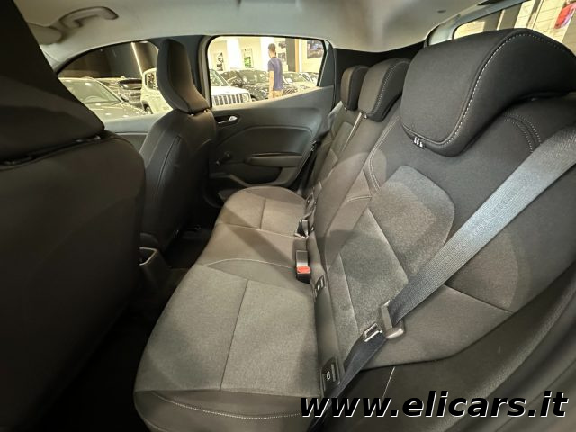 RENAULT Clio usata, con USB