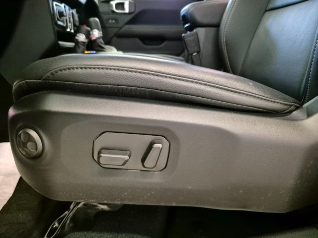 JEEP Wrangler usata, con Sensori di parcheggio posteriori