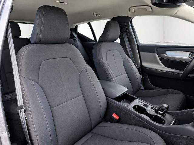 VOLVO XC40 usata, con Climatizzatore