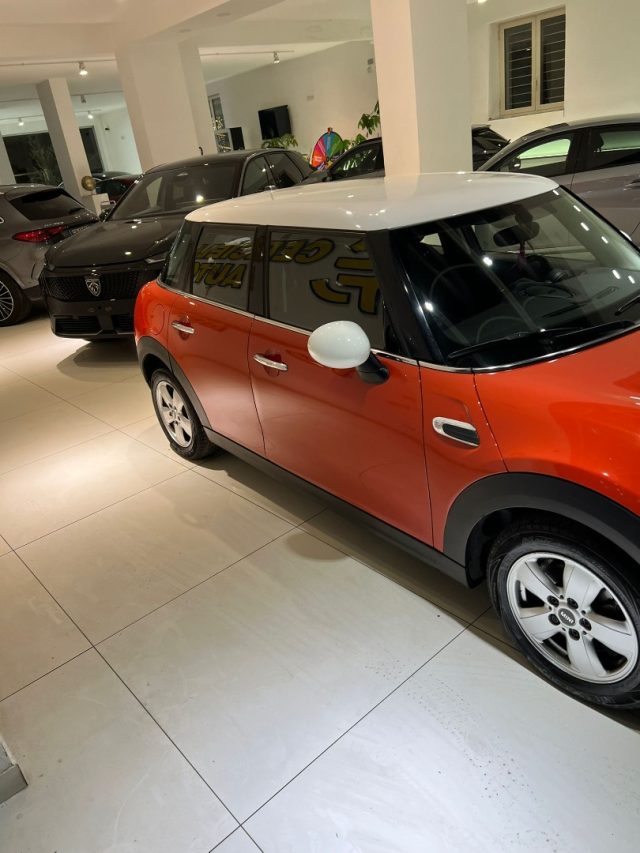 MINI Cooper D usata, con Autoradio