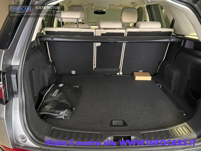 LAND ROVER Discovery Sport usata, con Luci diurne LED