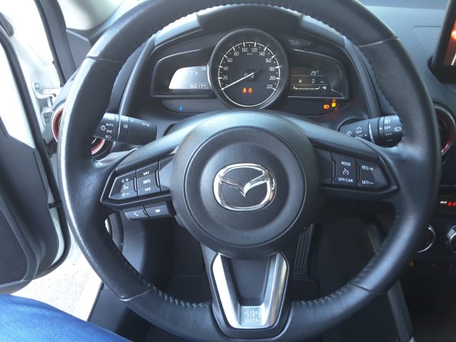 MAZDA 2 usata, con Controllo automatico clima