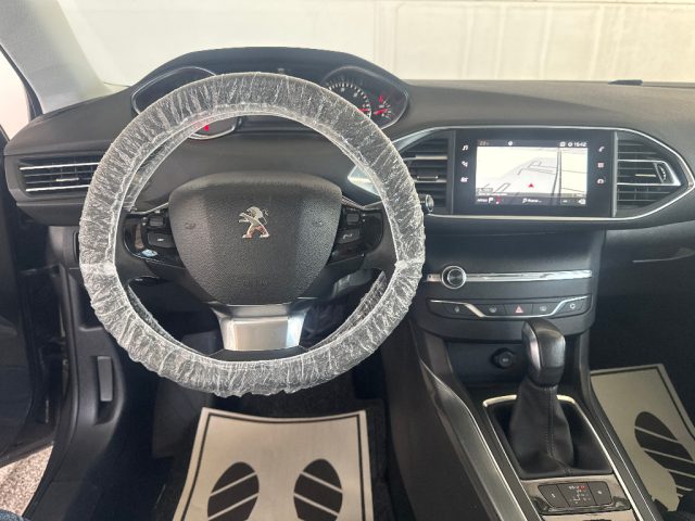 PEUGEOT 308 usata, con Head-up display