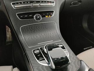 MERCEDES-BENZ C 220 usata, con Leve al volante