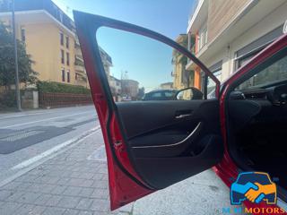 TOYOTA Corolla usata, con Fari full-led