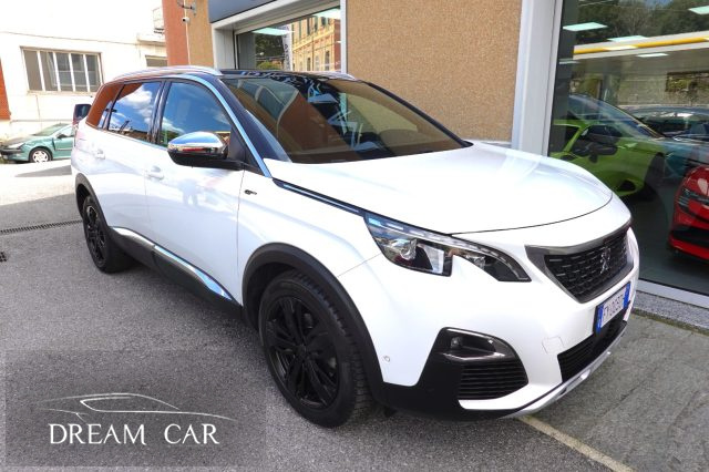 PEUGEOT 5008 usata, con Boardcomputer
