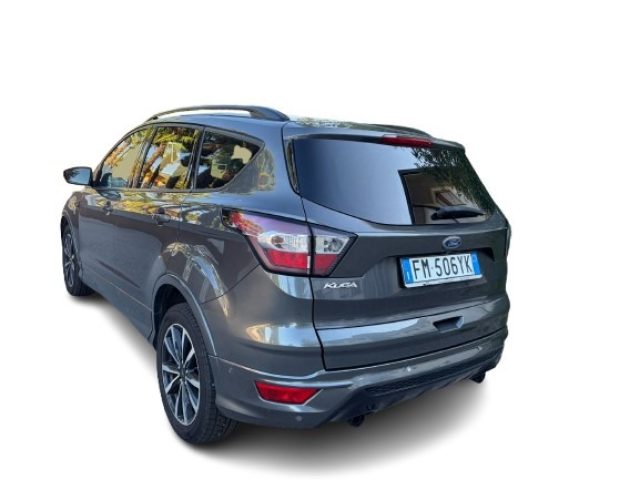 FORD Kuga usata, con Autoradio
