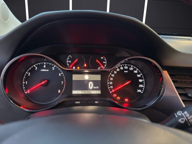 OPEL Crossland X usata, con Fendinebbia