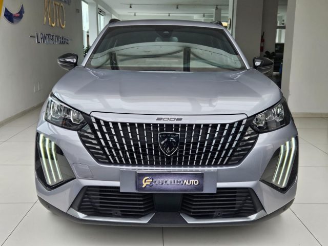 PEUGEOT 2008 usata, con Airbag