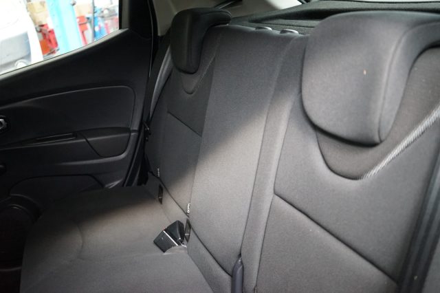 RENAULT Clio usata, con Specchietti laterali elettrici