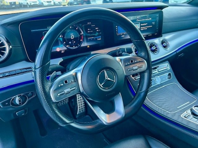 MERCEDES-BENZ E 220 usata, con Servosterzo