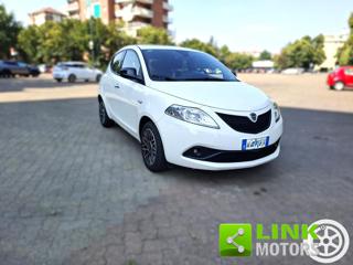 LANCIA Ypsilon usata, con ESP