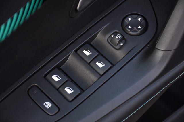 PEUGEOT 2008 usata, con Immobilizzatore elettronico