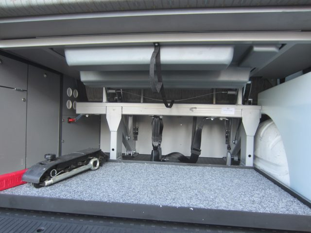 VOLKSWAGEN T5 usata 94