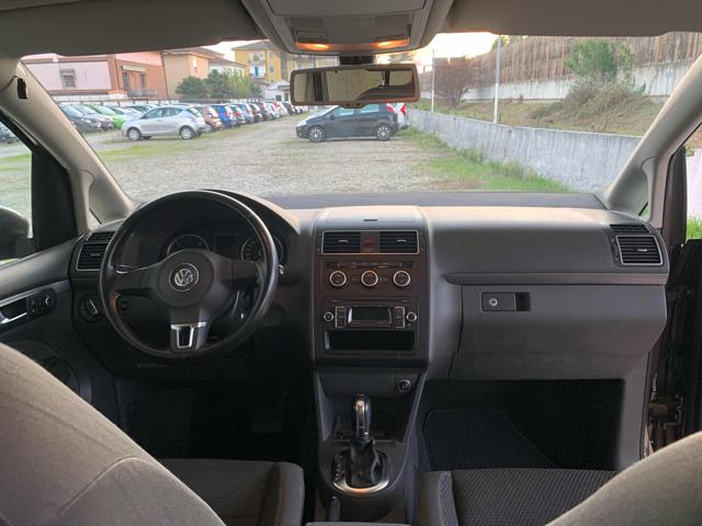 VOLKSWAGEN Touran usata 38