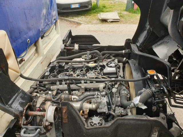 NISSAN usata 10
