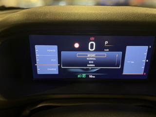 JEEP Avenger usata, con USB