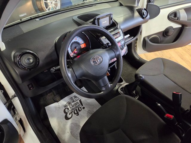 TOYOTA Aygo usata, con ESP